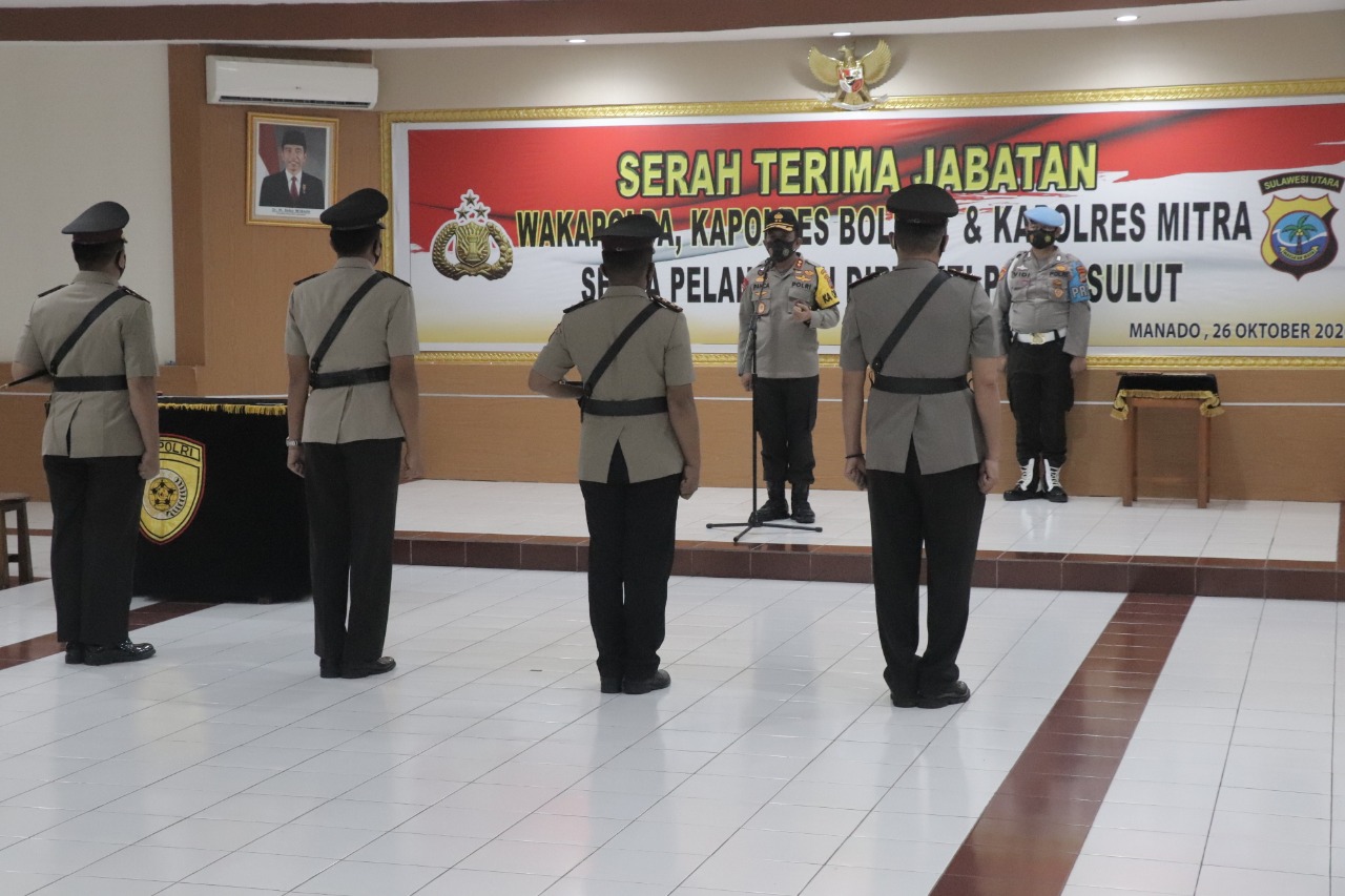 Kapolda Pimpin Sertijab Wakapolda Sulut dan Dua Kapolres