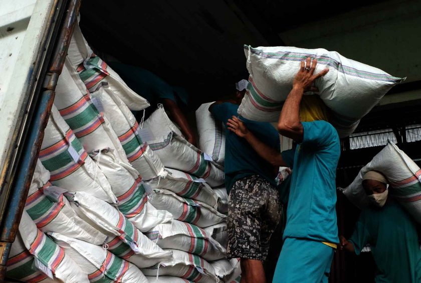 Hari ini Pemerintah Mulai Salurkan Bantuam Bansos Bagi 38,8 Juta Penerima Bansos