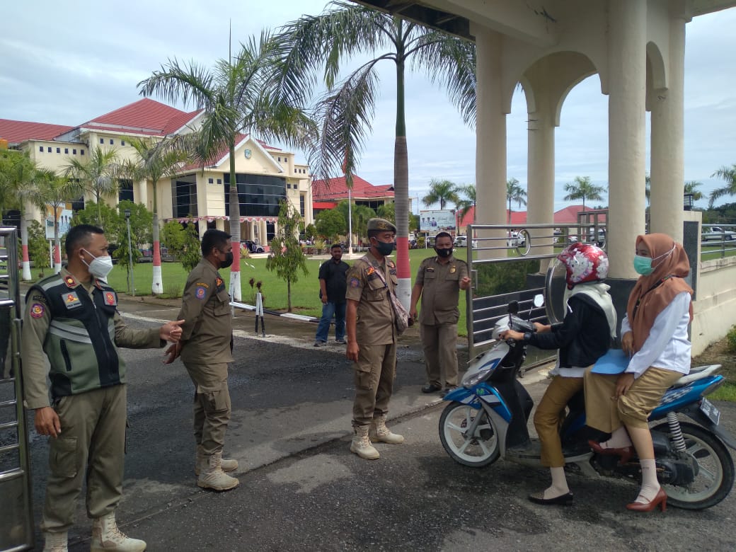 Tak Pakai Masker, Jangan Harap Bisa Masuk ke Area Kantor Bupati Bolmut Protokol Kesehatan