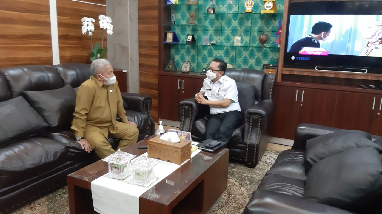 Tunjang Sarana Transportasi Desa dan BUMDes, Wabup Bolmut ‘Jemput Bola’ di Kemendes RI BUMDes