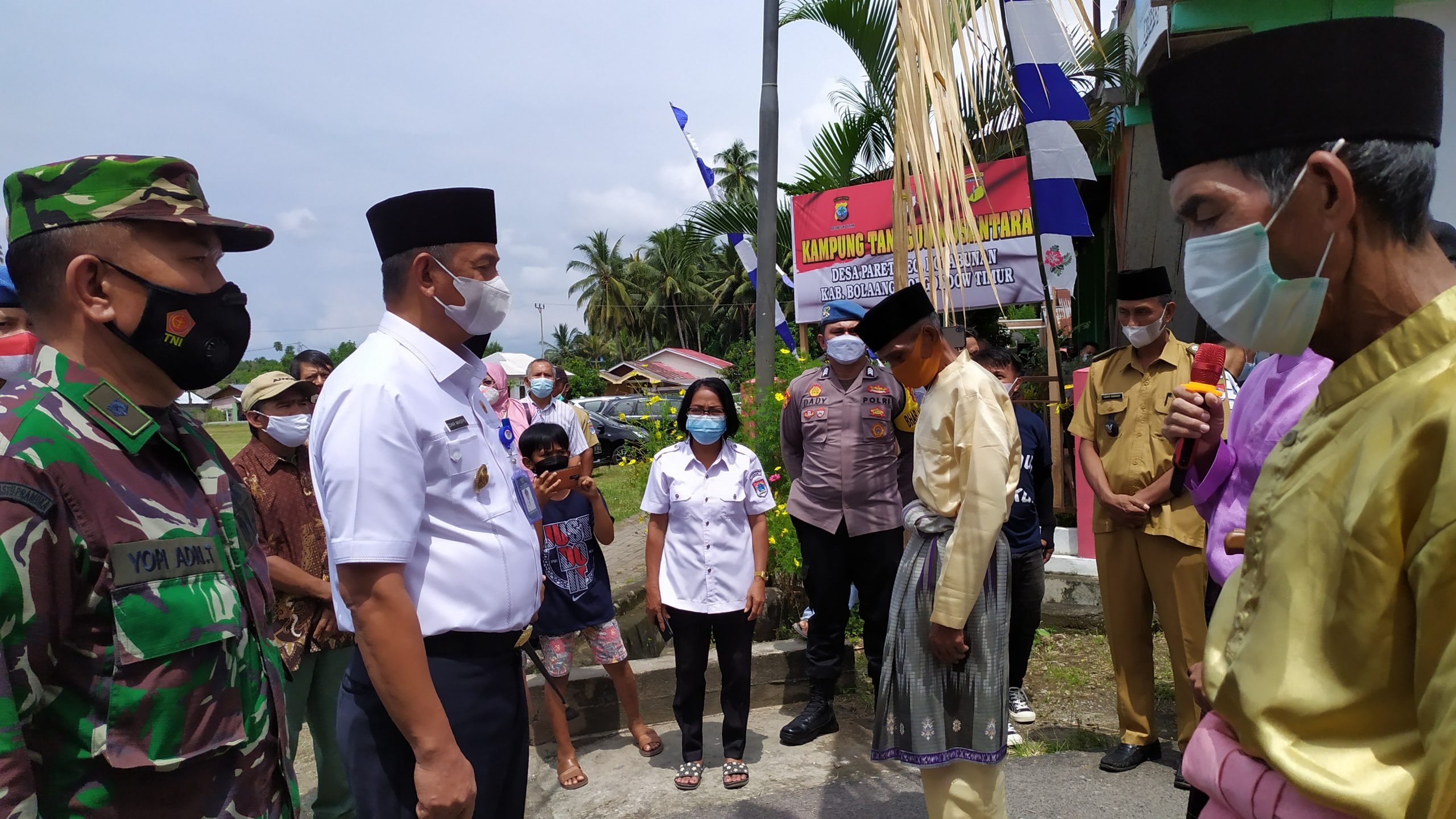 Wakil Bupati Boltim Hadiri Pencanangan Kampung Tangguh di Kecamatan Kotabunan