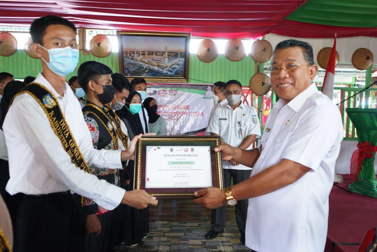 Bupati Tutup Dengan Resmi Pelatihan Pendidik dan Konselor Sebaya di Bolmut Duta Genre