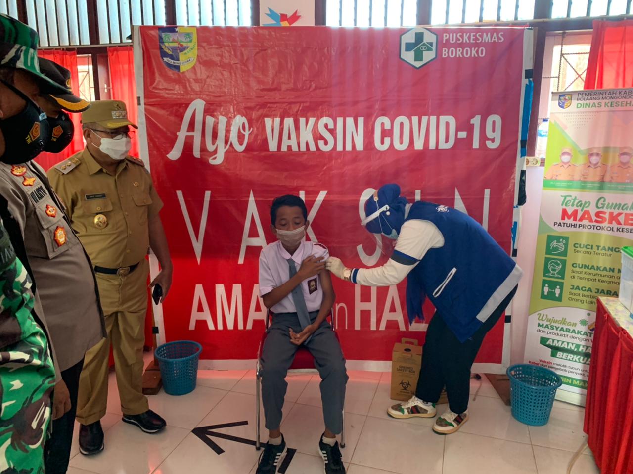 Ribuan Pelajar di Kabupaten Bolmut Mulai Divaksin Vaksin Pelajar