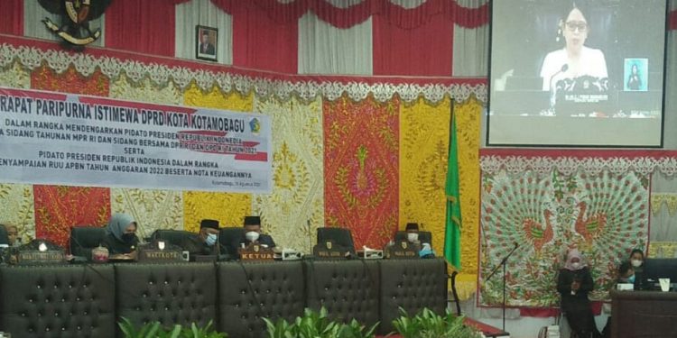 Wali Kota Tatong Bara Hadiri Rapat Paripurna DPRD Sambut HUT RI ke-76 Tatong Bara