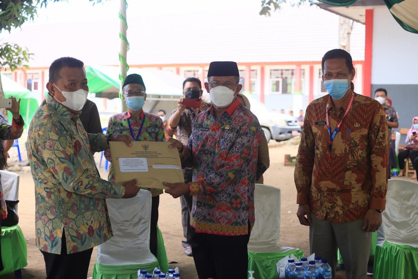 Bupati Depri Pontoh Secara Resmi Menutup SKD CPASN 2021 di Bolmut