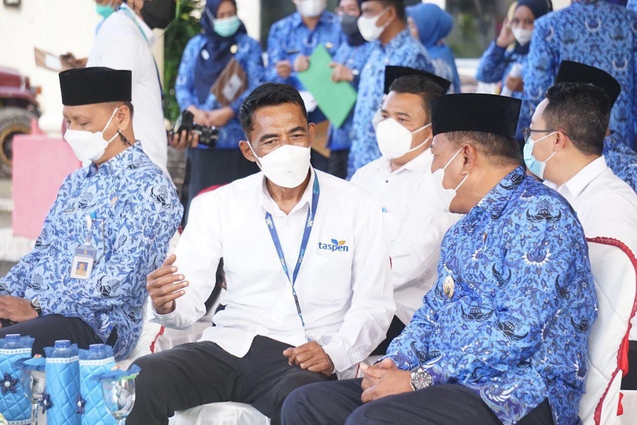 Bupati Depri Pontoh Apresiasi Inovasi Pojok Taspen yang Ada di Lingkungan Pemkab Bolmut