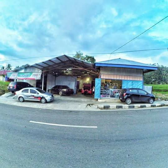 Bisnis Otomotif Milik Pasutri di Kelurahan Kotobangon ini Raup Omzet Jutaan Rupiah dalam Sehari