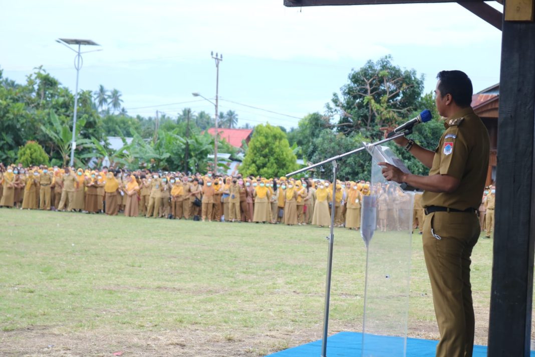 Pimpin Apel Kerja Perdana Tahun 2022, Sachrul Minta ASN dan Perangkat Desa Bekerja Maksimal dan Profesional