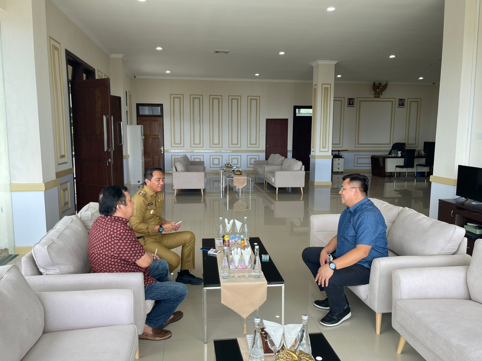 Bupati Boltim Terima Kunjungan Wakil Bupati Minut