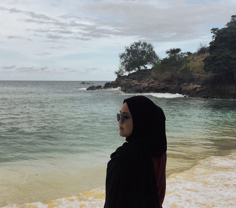 Selain Pemandangan Pantainya Indah, Pantai Batu Buaya Juga Sajikan Pemandangan Bawah Laut yang Luar Biasa