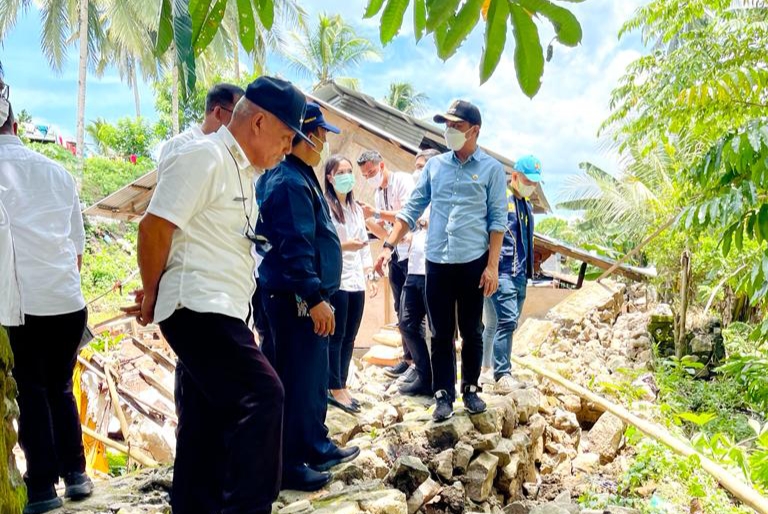 Didampingi Bupati, Kepala BWSS I Tinjau Kondisi Sungai Lonsiow Motongkad