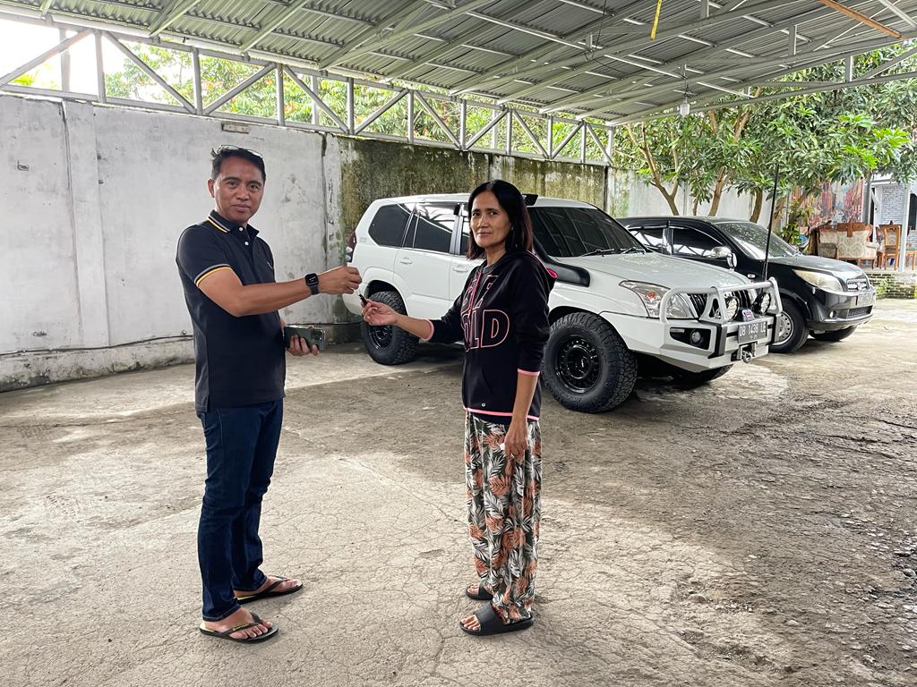 Bupati Sam Sachrul Kembalikan Mobil Landcruiser Prado Milik Bupati Bolmong